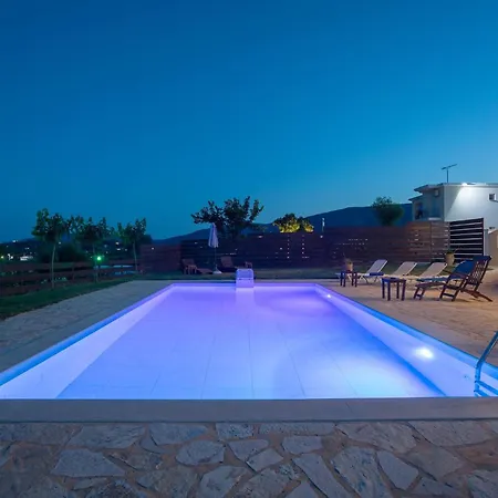 Buena Vista - Hilltop Private Pool Panoramic Views *